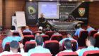 اتحاد الكرة الإماراتي يطلق دورة المستوى الثاني لمدربي حراس المرمى