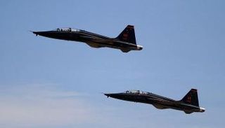 طائرتا تدريب حربية أمريكية- أرشيفية