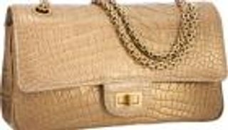 "شانيل" تستغني عن جلود الأفاعي والتماسيح والسحالي