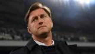 مدرب ساوثهامبتون المؤقت واثق من نجاح هازنهوتل