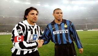 الظاهرة رونالدو وديل بييرو