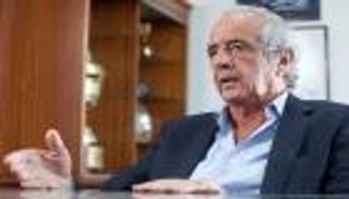 رئيس ريفر بليت يصف نقل نهائي ليبرتادوريس لمدريد بالعار