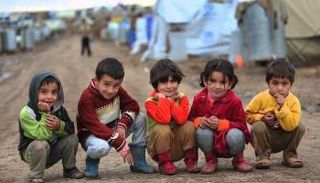 أطفال لاجئون - أرشيفية