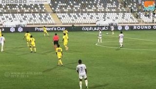 محمد عبدالرحمن لاعب العين 
