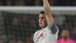 ميلنر يكمل مئويته الخامسة في الدوري الإنجليزي