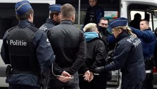 مجموعة من الموقوفين ضمن احتجاجات السترات الصفراء