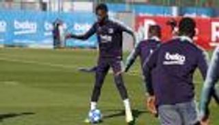 ديمبلي يمارس هوايته المفضلة بالتأخر عن مران برشلونة