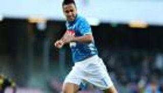 صحيفة إيطالية تشيد بمستوى وناس أمام فروسينوني