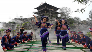 انطلاق معرض الصين الدولي الـ12 للحدائق