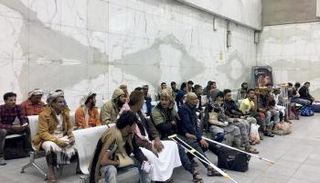 123 جريحا يمنيا يصلون مصر لتلقي العلاج على نفقة الإمارات