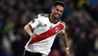 نجم نهائي ليبرتادوريس يعلن رحيله عن ريفر بليت