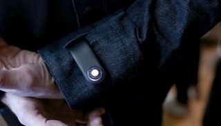 جوجل تطلق أول "جاكيت ذكي" في العالم