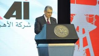 وزير الكهرباء المصري الدكتور محمد شاكر 