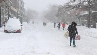 عاصفة شتوية تقتل شخصا وتقطع الكهرباء جنوب شرق أمريكا - أرشيفية