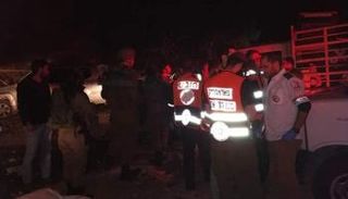 الشرطة الإسرائيلية بموقع إطلاق النار 