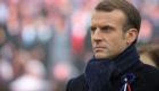 ماكرون يستعين بالبنوك والشركات لاحتواء غضب "السترات الصفراء"