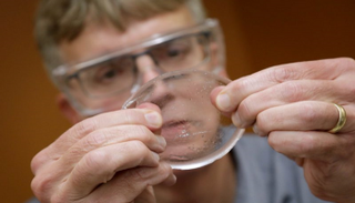 هلام دقائق النانو يمنع عودة الأورام بعد الجراحة