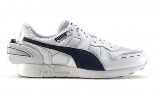 طرحت الشركة 86 زوجا فقط من الحذاء في متاجرها ببرلين ولندن وطوكيو