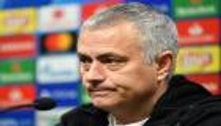 كشافو مانشستر يونايتد يراقبون مباراة أياكس وبايرن ميونيخ