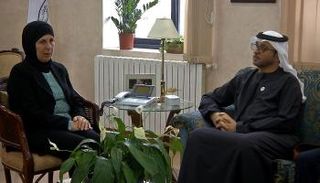 وفد الهلال الأحمر الإماراتي يدعم غارمات الأردن