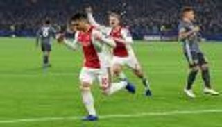تعادل مثير بين أياكس وبايرن في دوري أبطال أوروبا