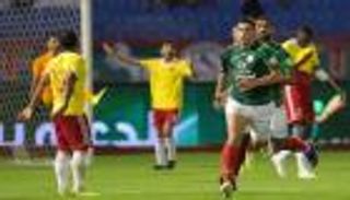 الاتفاق يقلب الطاولة على الوحدة في الدوري السعودي