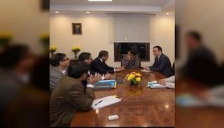 جانب من اجتماع السفير الإماراتي والعبار مع الوزير الهندي 