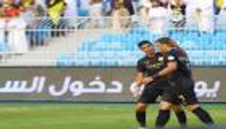 "سوبر هاتريك" حمد الله يقود النصر لاكتساح الرائد