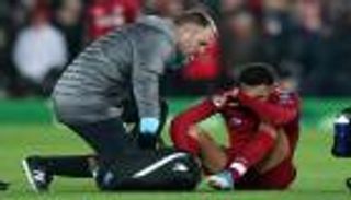 ضربة موجعة لليفربول قبل مواجهة مانشستر يونايتد