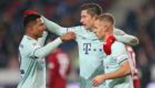 رباعية هانوفر تمنح بايرن مجموعة أرقام إيجابية