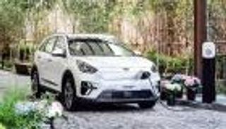 بالصور.. 5 سيارات كهربائية يترقبها عشاق القيادة خلال 2019 و2020