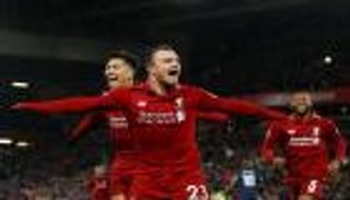 شاكيري يقود ليفربول لفوز مثير على يونايتد