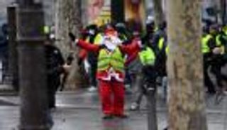 مظاهرات "السترات الصفراء" بفرنسا.. تراجع في الحشد والعنف