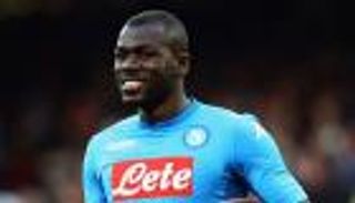 مدافع نابولي واثق من قدرة فريقه على مواصلة المنافسة بالدوري الإيطالي