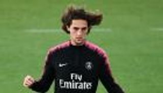 باريس سان جيرمان يؤكد تمسك رابيو بالرحيل