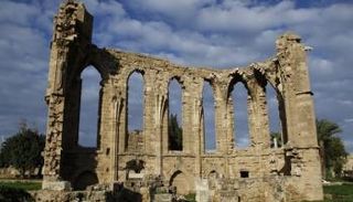 أحد المعالم التاريخية في قبرص - صورة أرشيفية