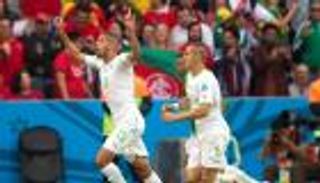 نجم الجزائر مهدد بالغياب عن أمم أفريقيا بسبب فريقه