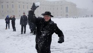 مواليد شهر ديسمبر يفضلون النمط الصباحي - أرشيفية