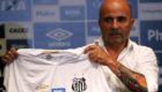 بيليه يوجه رسالة إلى سامباولي بعد توليه قيادة سانتوس