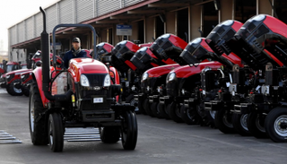 الآلات الزراعية 