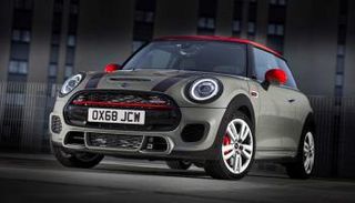 موديل JCW