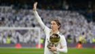 مودريتش: حصدت جوائز الأفضل عن جدارة واستحقاق