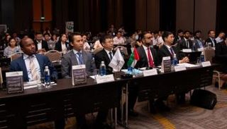 جانب من لقاءات وفد مؤسسة دبي لتنمية الصادرات