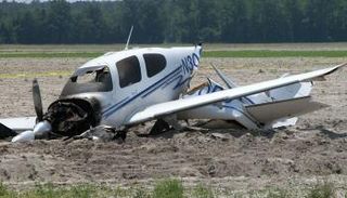 طائرة خاصة محطمة - أرشيفية