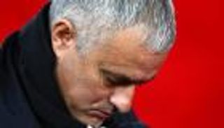 4 أسباب وضعت رأس مورينيو تحت مقصلة مانشستر يونايتد