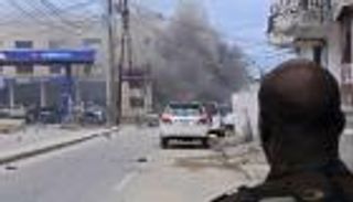 قتلى وجرحى في انفجارين بالعاصمة الصومالية مقديشو
