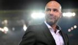 الهولندي بيتر بوش مديرا فنيا لليفركوزن