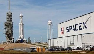 شعار شركة سبيس إكس