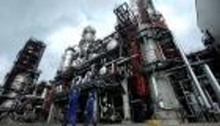 رويترز: مصفاة "ني سون" الفيتنامية تعرض أولى شحناتها من وقود الطائرات