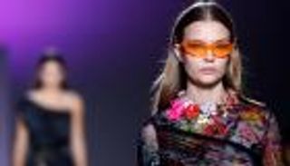 أجمل وأغرب صيحات الموضة خلال عام ٢٠١٨